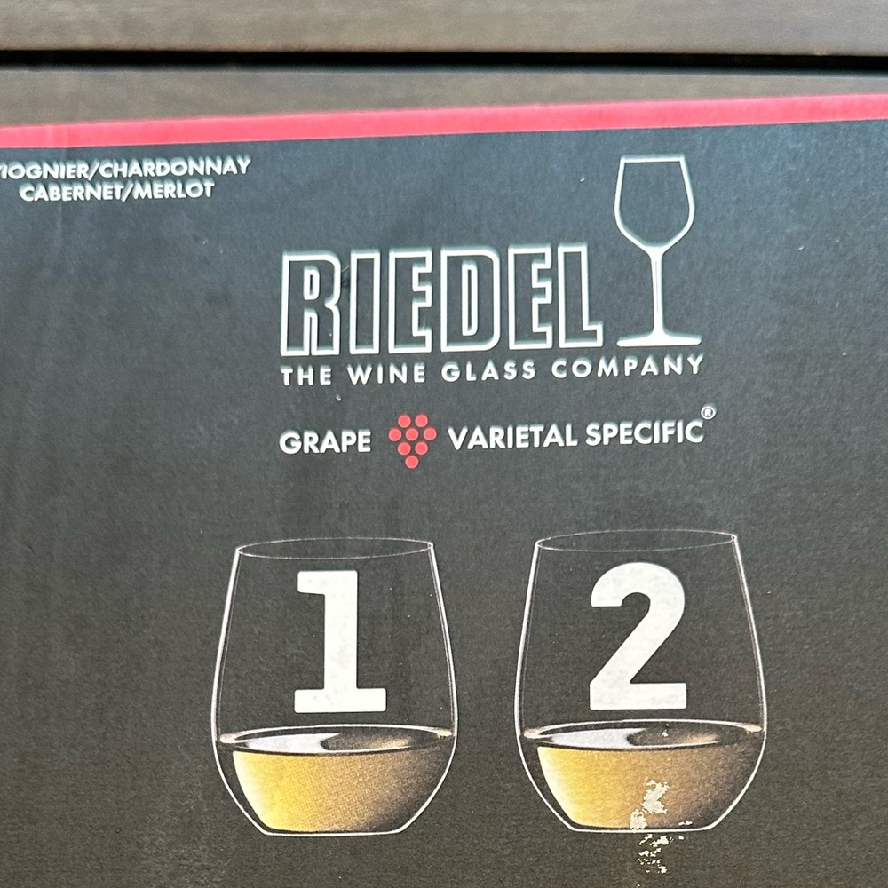 Wine glasses
